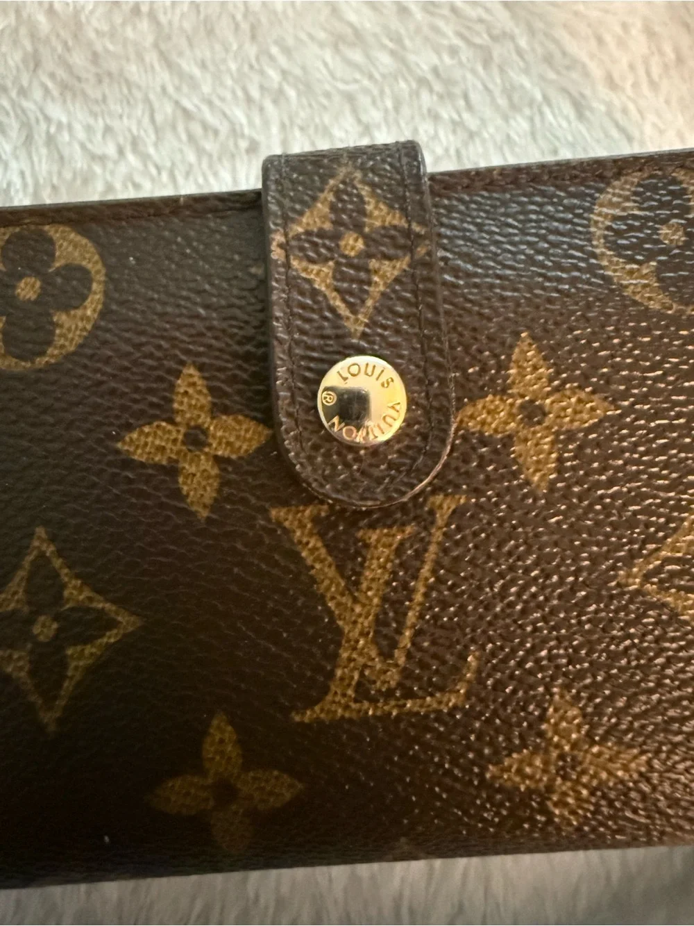 Louis Vuitton Vintage French Kisslock wallet monogram